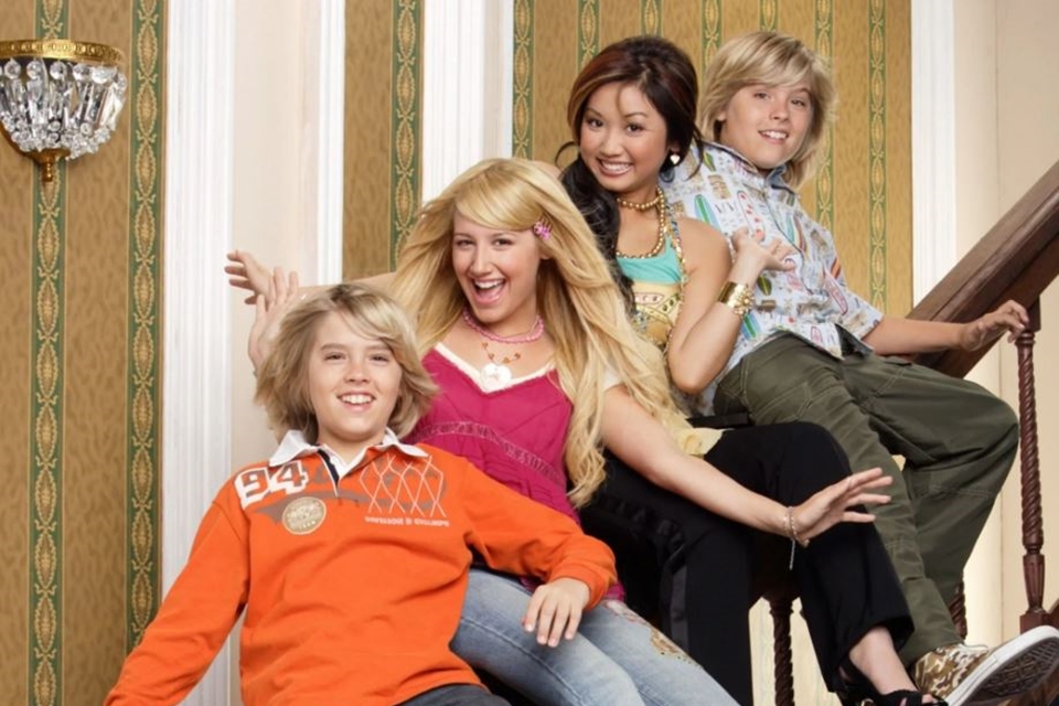 Como está o elenco de Zack & Cody: Gêmeos em Ação em 2023?