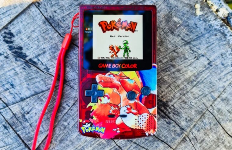 Brasileiro viraliza nas redes sociais com lindas customizações de Game Boy; veja