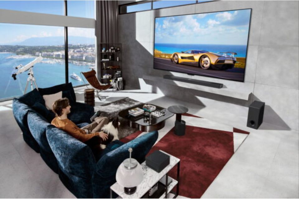 LG apresenta nova linha de smart TVs OLED com IA para 2024