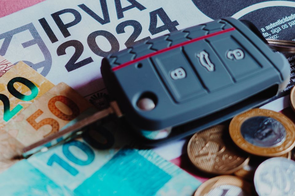 Como parcelar IPVA atrasado e ficar em dia com o imposto?