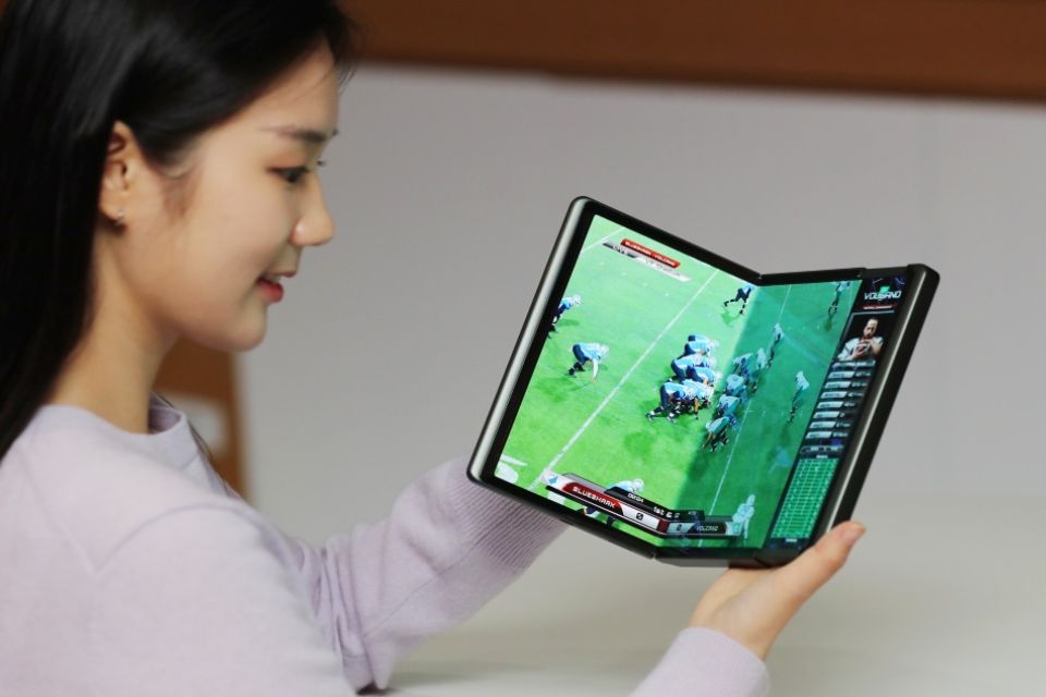 CES 2024: Samsung exibe novas tecnologias de telas dobráveis