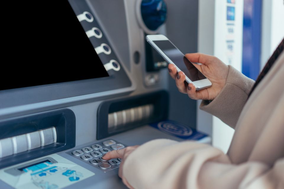 Transações bancárias tipo DOC deixarão de funcionar na segunda-feira (15)