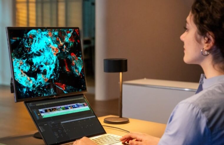 ASUS lança monitor dobrável ZenScreen OLED de 17 polegadas
