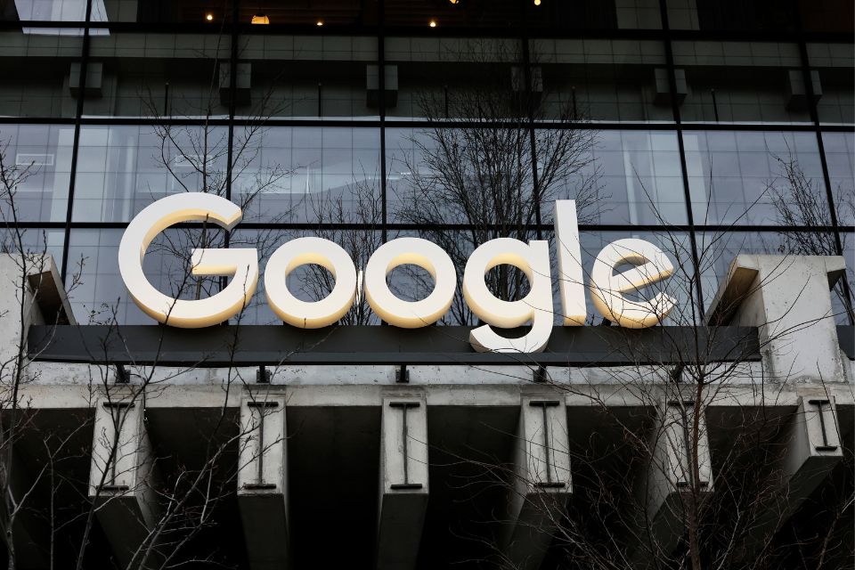 Google demite centenas de funcionários nos setores de hardware e Assistente