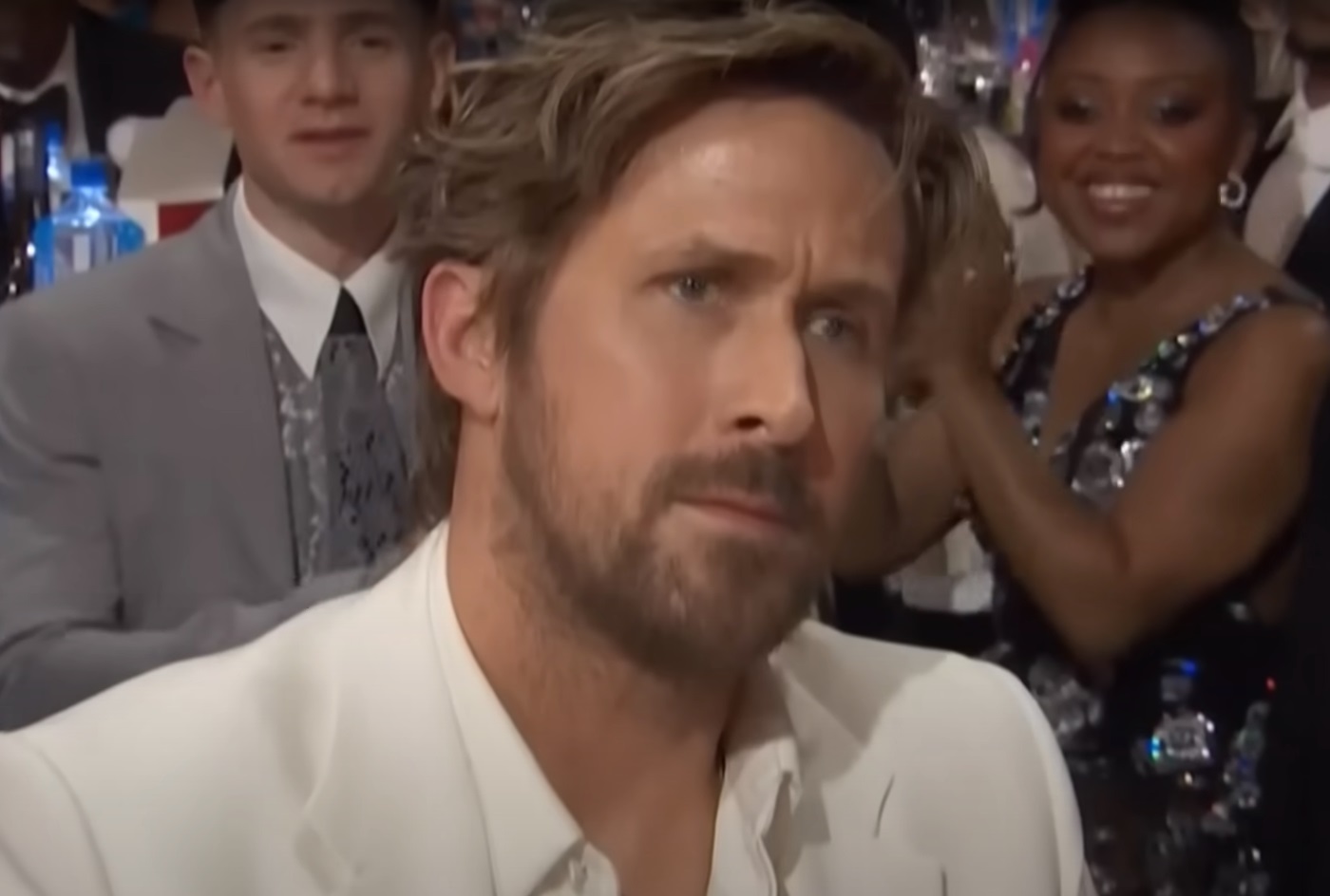 Reação de Ryan Gosling viraliza na web após vitória no Critics Choice Awards; veja