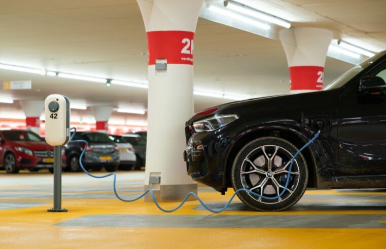 Carros elétricos: como funciona a cadeia produtiva desses automóveis?