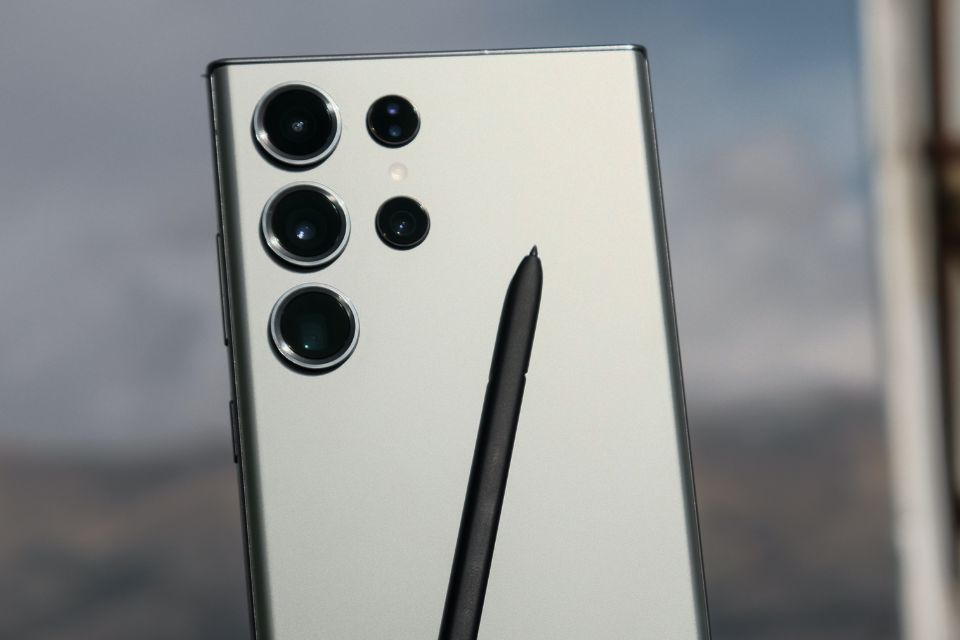 Galaxy S24 deve contar com ferramentas de IA desenvolvidas pelo Google; veja detalhes
