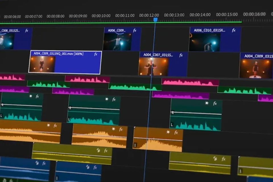 Adobe Premiere Pro testa função com IA capaz de acelerar a edição de áudio