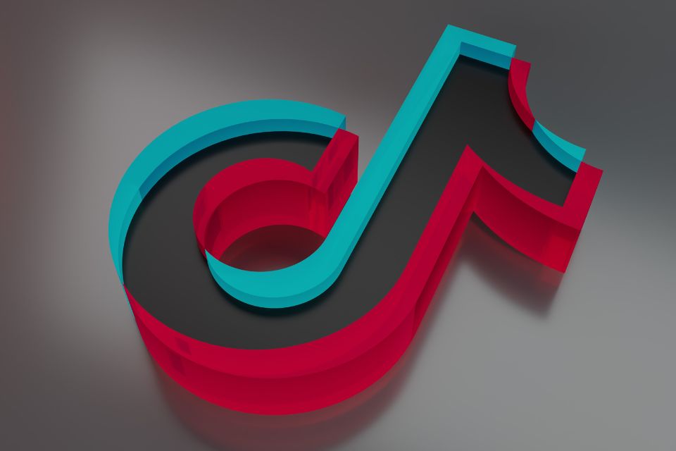 Como colocar link na bio do TikTok?