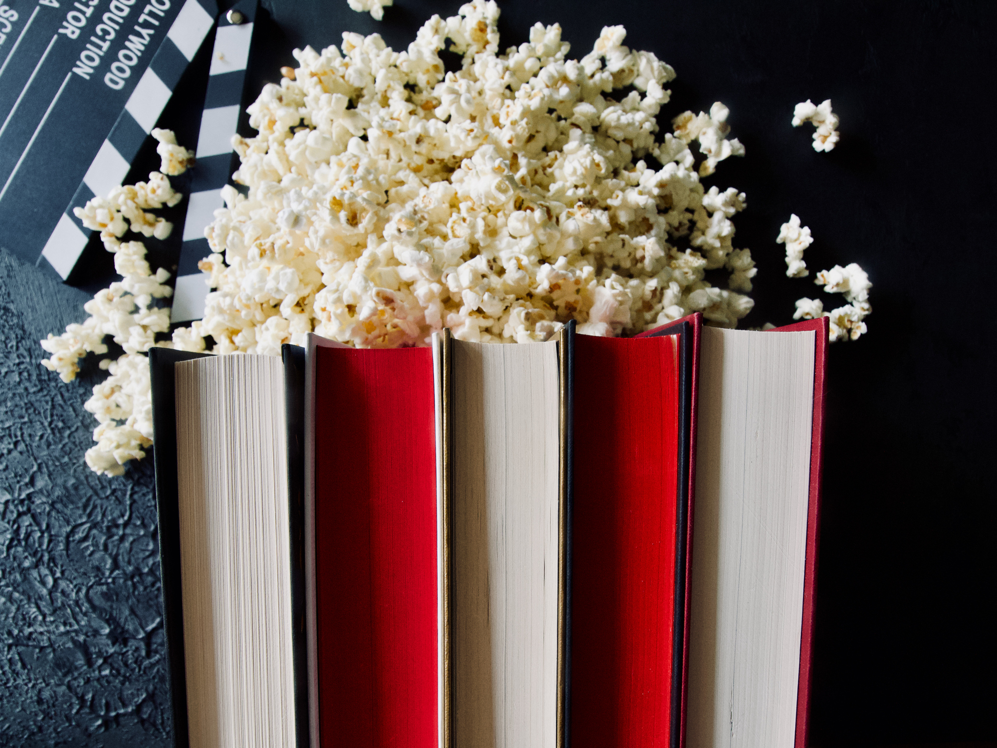 7 filmes e séries baseados em livros que vão estrear em 2024