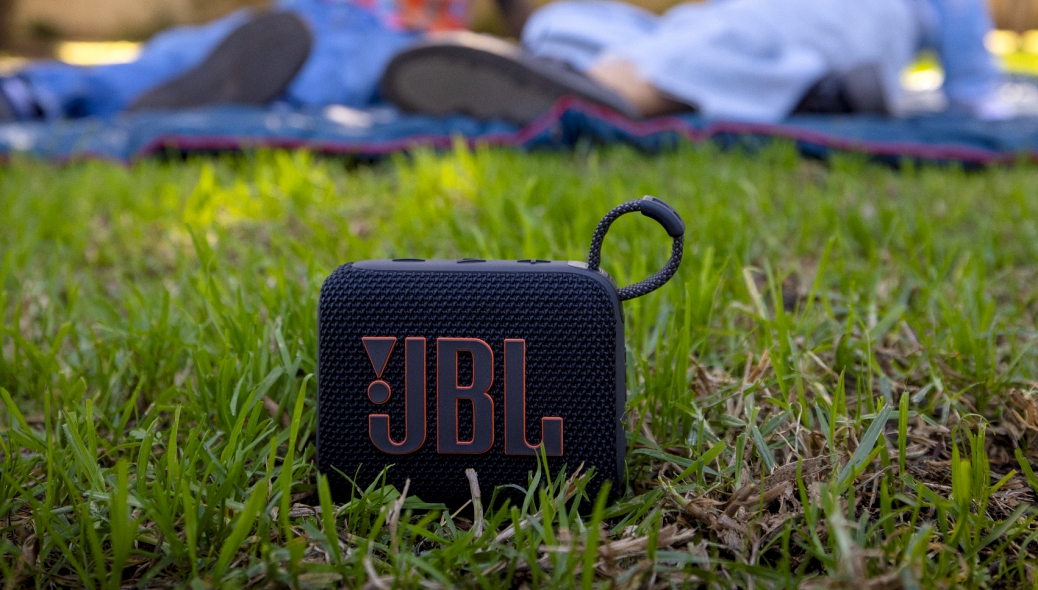 JBL Go 4 chega ao Brasil com corpo compacto e até 7 horas de bateria