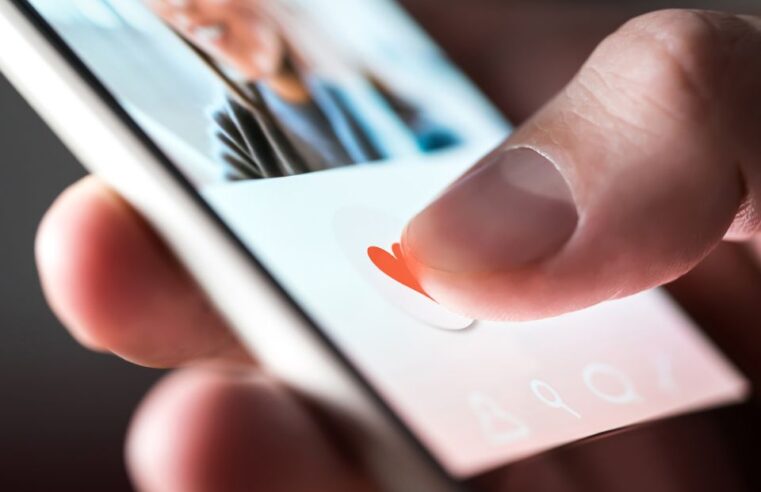 62% dos usuários de apps de namoro querem ajuda da IA, diz estudo
