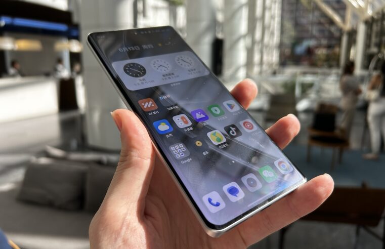 Como a Realme quer desbancar iPhone 15 e Galaxy S24 com o GT 6 no Brasil? Empresa responde
