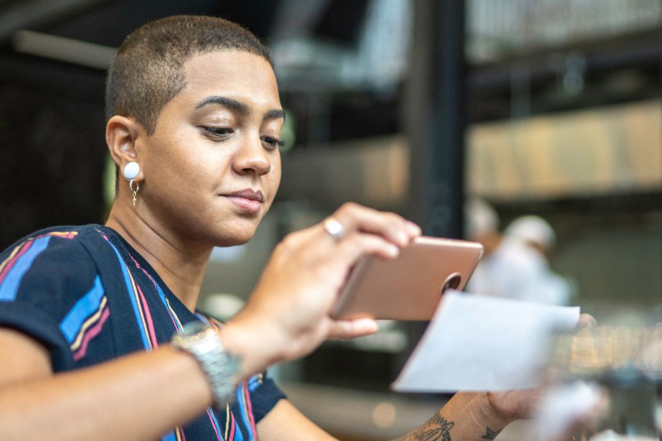 Como converter imagem em texto no Android e iOS?