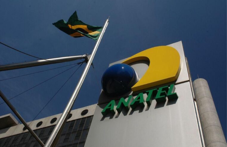 Presidente da Anatel reclama de falta de verificação de identidade em redes