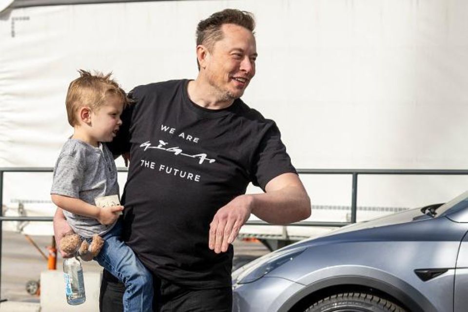 Elon Musk tem ‘filho secreto’ revelado; já são 12 ao todo