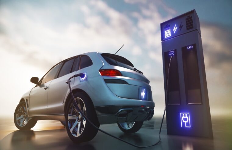 Carro elétrico: como economizar energia na estrada?