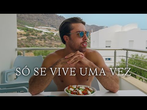 pov: Viajando para a Grécia sem absolutamente plano nenhum