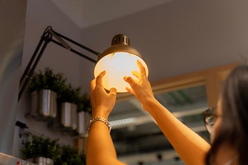 Conta de luz de julho terá bandeira amarela; entenda o que isso significa