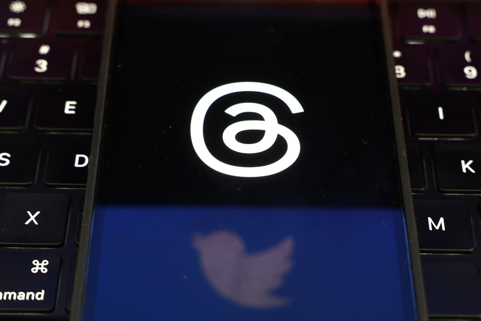 ‘Threads não é cópia, mas uma evolução do X (antigo Twitter)’, diz executivo da Meta