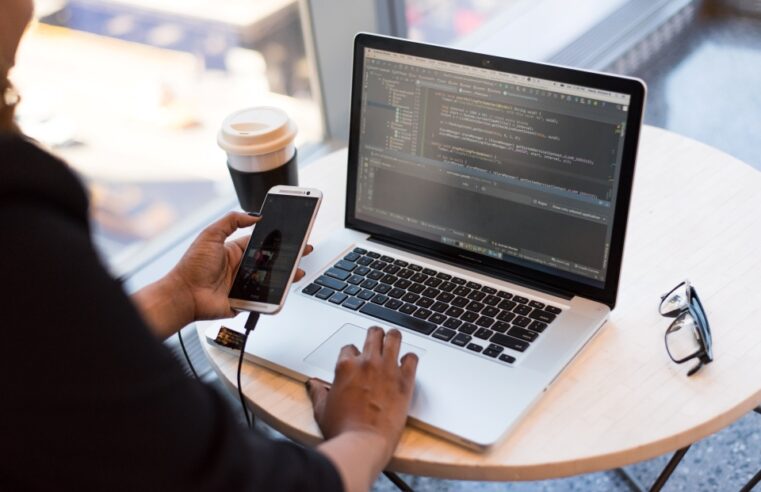 O que é software e para que serve? Entenda