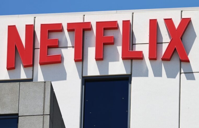 Netflix é multada pelo Procon em R$ 11 mi por cobrar taxa extra por domicílios