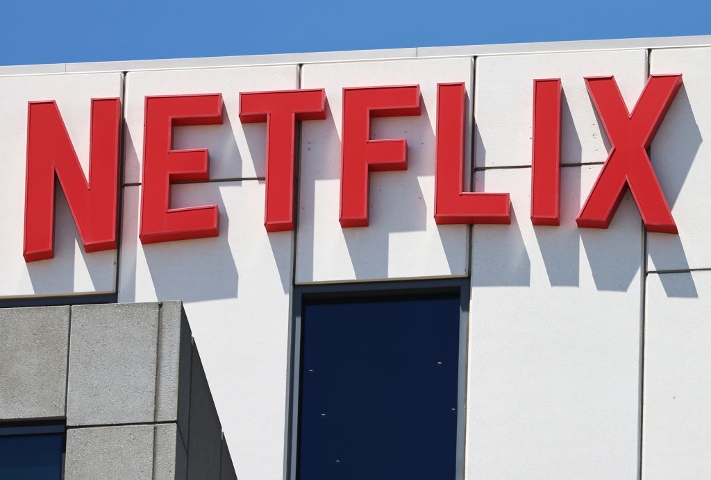 Netflix é multada pelo Procon em R$ 11 mi por cobrar taxa extra por domicílios