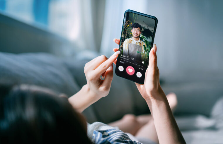 Tinder: IA vai ajudar usuários a escolher a melhor foto para o perfil