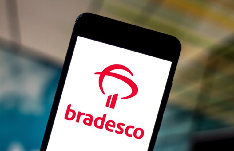 Após apagão cibernético, apps de bancos passam por instabilidade nesta sexta (19)