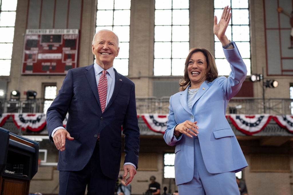 Kamala é brat? Entenda o meme que impulsiona a campanha da candidata à presidência dos EUA