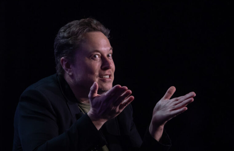 Tesla vai usar robôs humanoides em 2025, anuncia Elon Musk