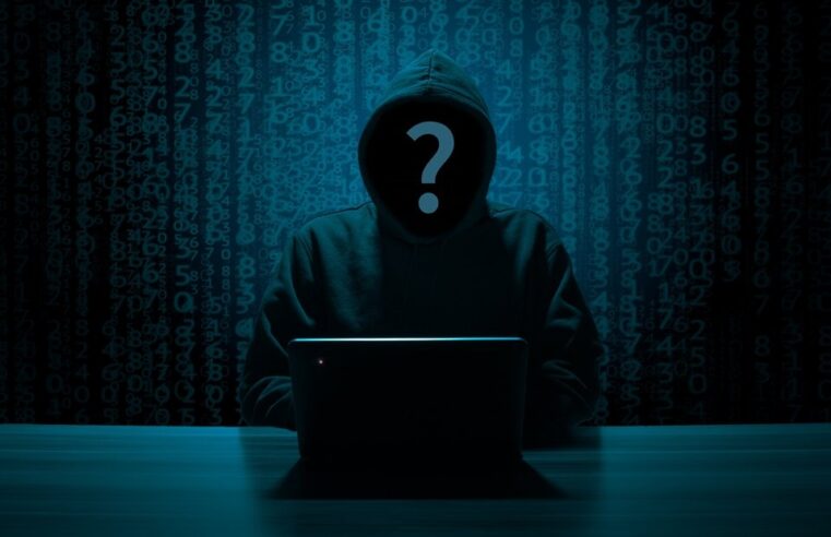 Sistemas do governo saem do ar, e suspeita é de ataque hacker