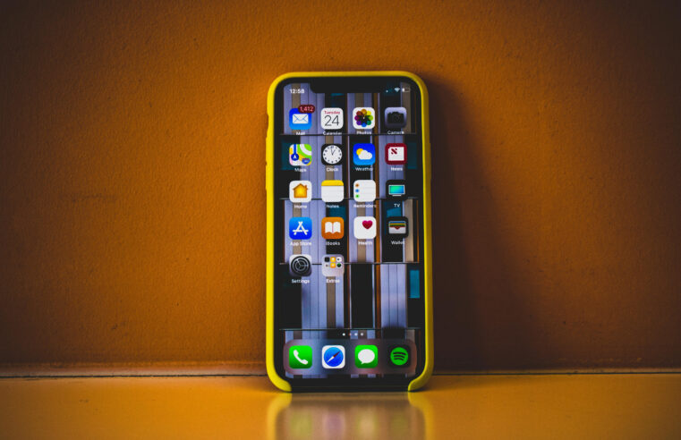 iPhone ganha apps de torrent sem jailbreak, mas há um porém