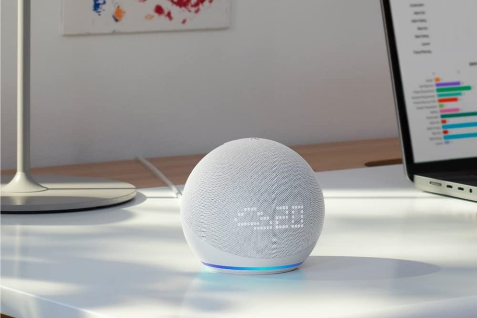 Amazon descontinua Echo Dot 5ª geração com relógio