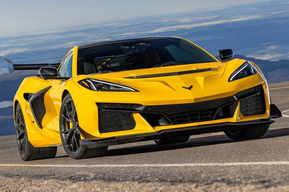 Novo Corvette ZR1 é apresentado com motor V8 biturbo de mais de 1.000cv