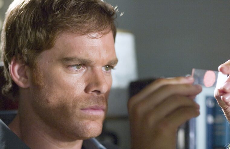 Dexter está vivo? Michael C. Hall retornará ao papel em duas séries