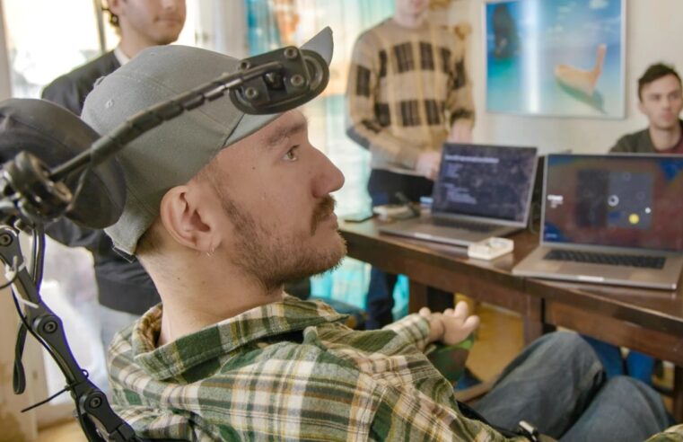 Chips da Neuralink darão ‘superpoderes’ à humanidade para competir com IA, diz Musk