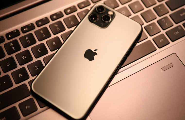 IA da Apple não lida bem com textos com palavrões ou temas sensíveis