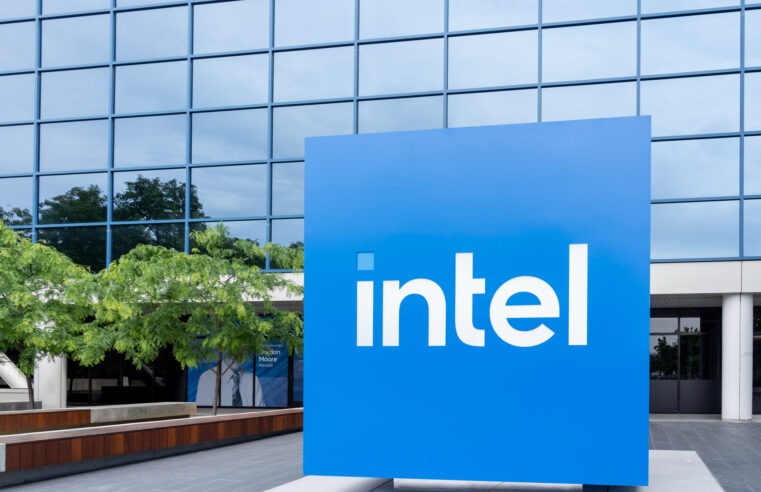 Intel quase comprou parte da OpenAI, mas perdeu chance e agora vive crise