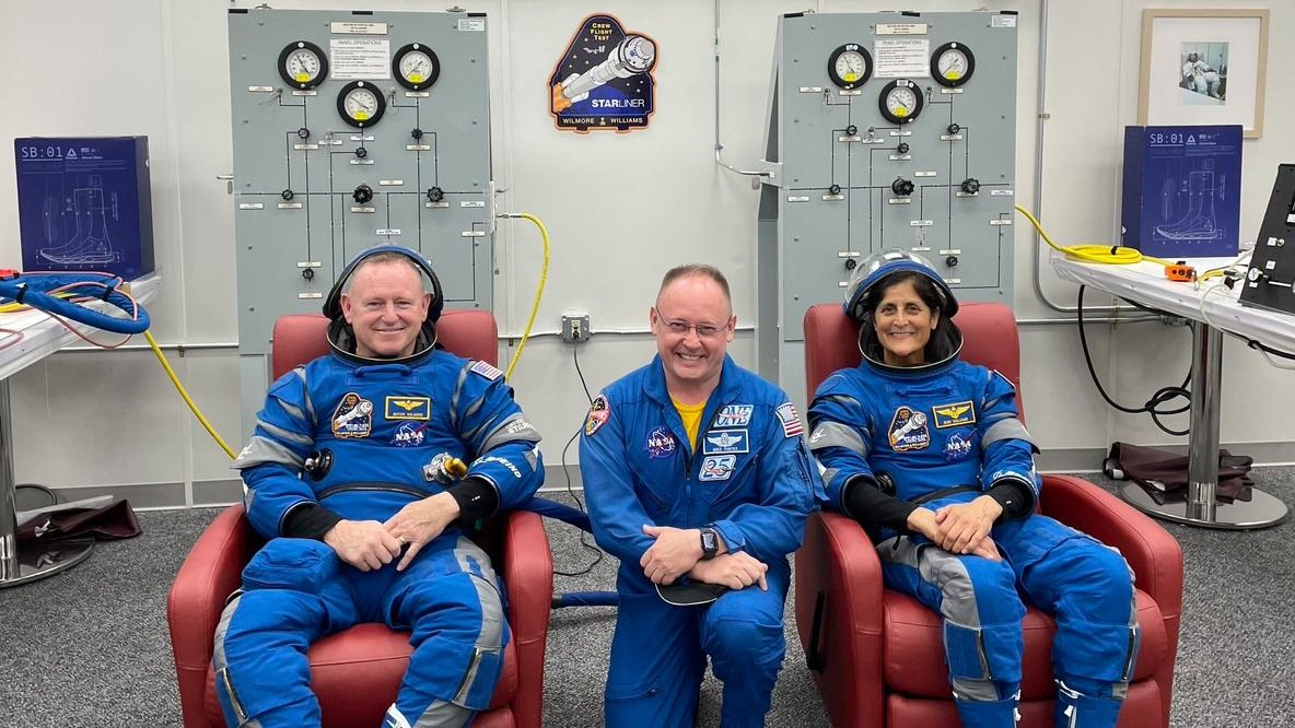 Astronautas da NASA podem ficar ‘presos’ na ISS por até 8 meses devido à falha na Starliner