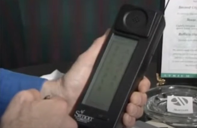 O primeiro smartphone da história completa 30 anos; relembre o IBM Simon