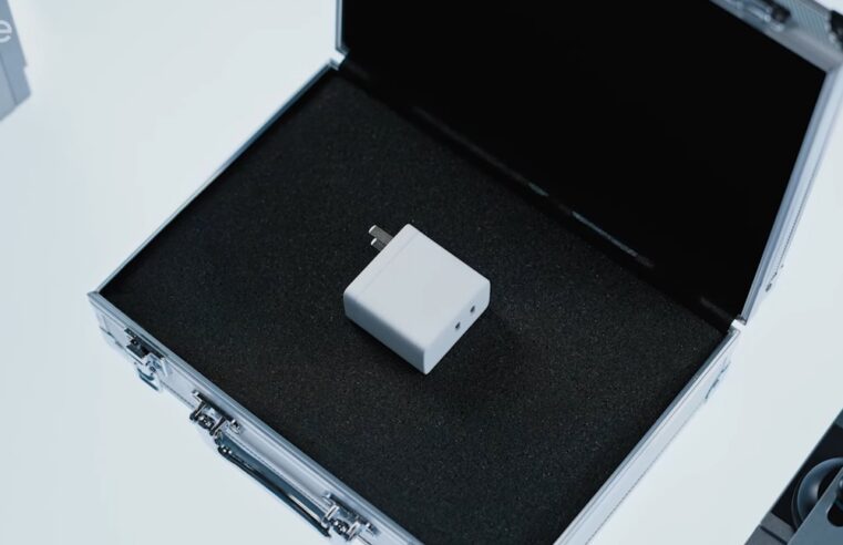 Realme revela ‘canhão de bolso’ que carrega celulares em 5 minutos a 320 W