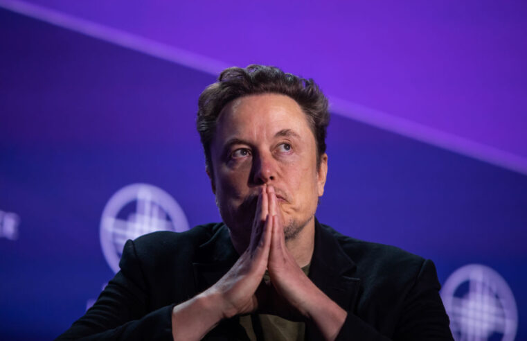 Bancos estão arrependidos de emprestar dinheiro para Elon Musk comprar o Twitter