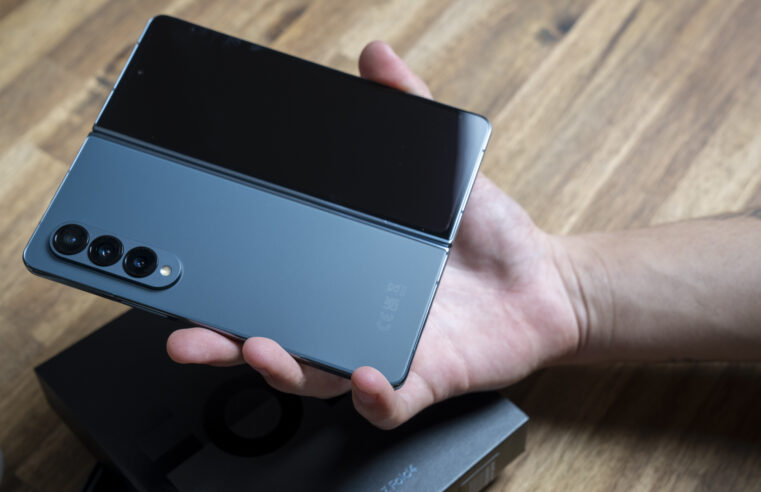 Galaxy Z Fold 6 Slim, com design mais fino, pode chegar em setembro, aponta rumor