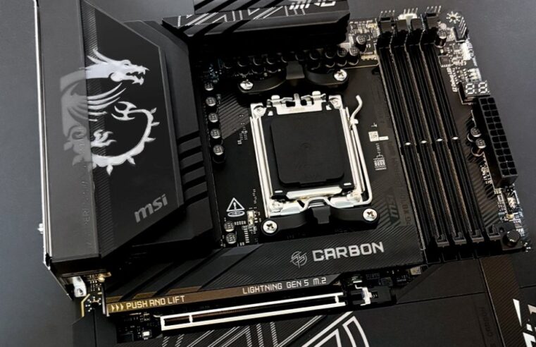 Placa-mãe da MSI tem conector de energia extra para as RTX 50