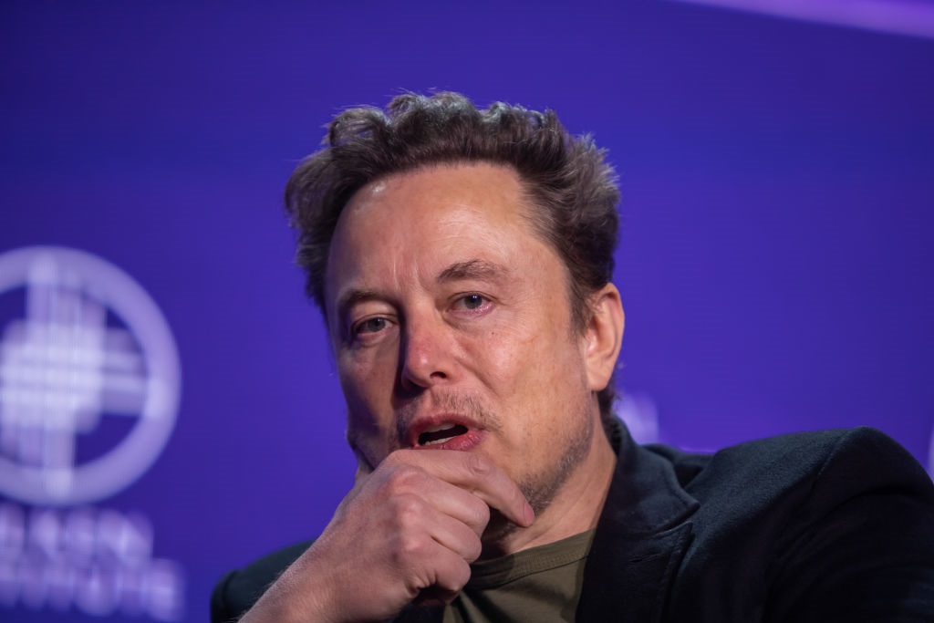 ‘Tempos perigosos’: Elon Musk defende Pavel Durov e critica prisão de fundador do Telegram