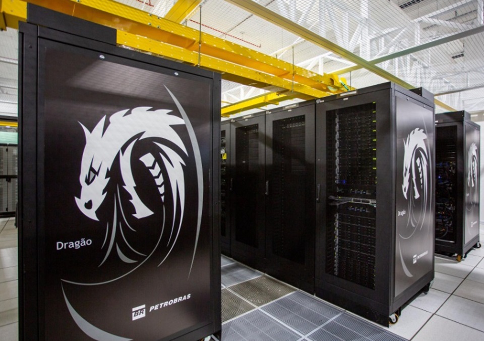 Petrobras compra cinco novos supercomputadores por R$ 500 milhões
