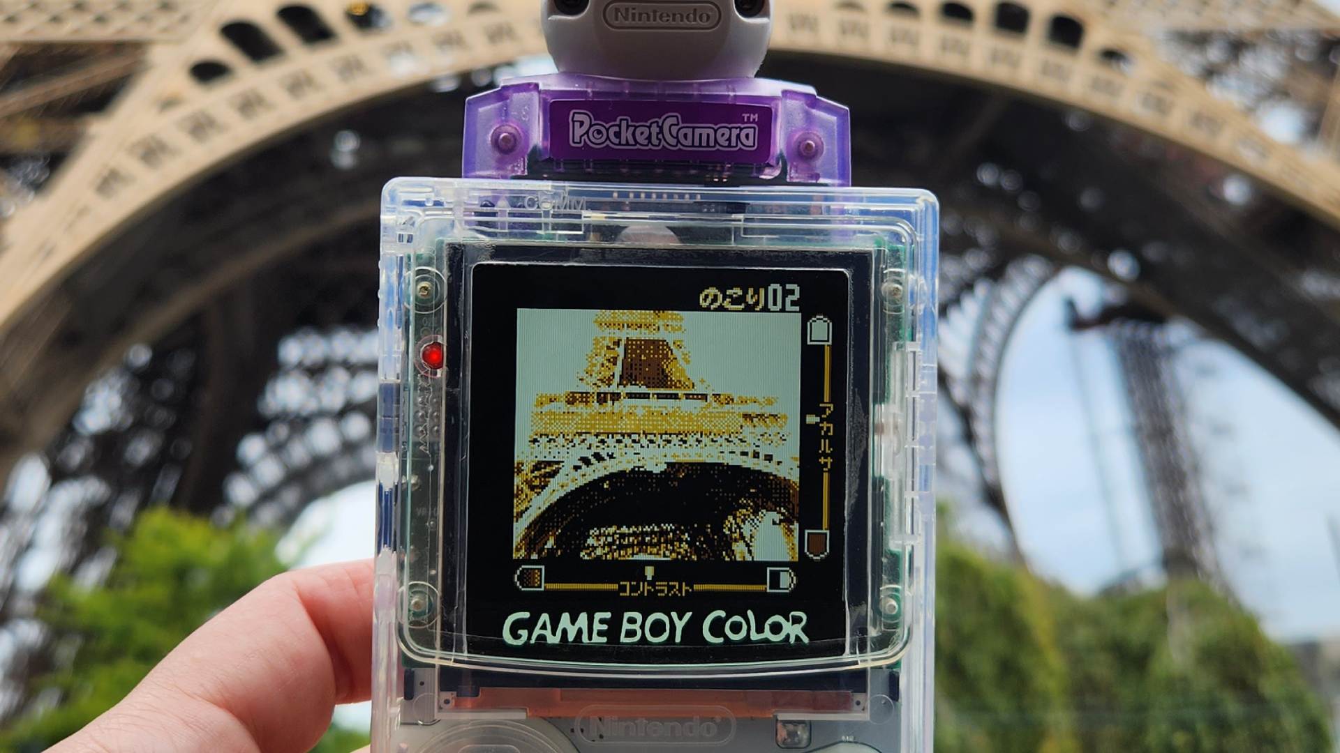 Brasileiro fotografa Paris com Game Boy Camera! Veja o resultado