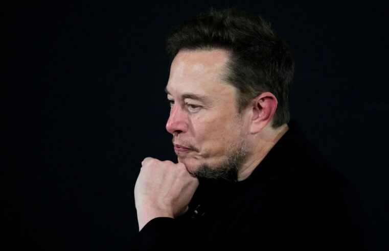 Colossus: supercomputador recordista de Elon Musk para IA começa a operar