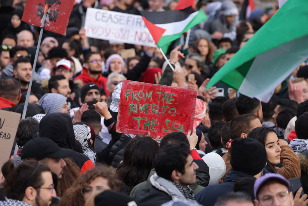 Comitê da Meta decide que slogan pró-Palestina não deve ser banido nas redes
